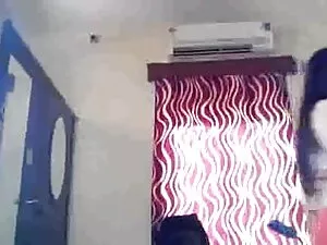 पति घड़ी पत्नी बकवास ...