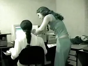 यह 1:30 बजे है कैटरी ...