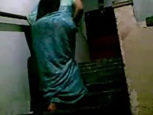 महिलाओं करीना कपूर क ...