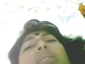 जंगली सुनहरे बालों व ...