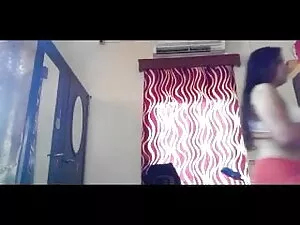 लेस्बियन मेकअप में ज ...