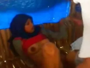 लिसा एक डी ग्रोस एक  ...