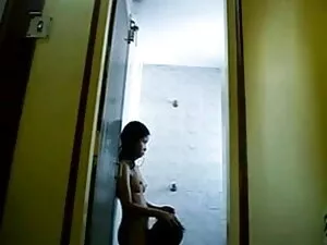 जब मैं अपने गर्म नए  ...