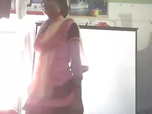 खूबसूरत नानी फूहड़ ग ...