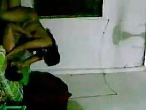 प्राथमिक मूवी की सेक ...