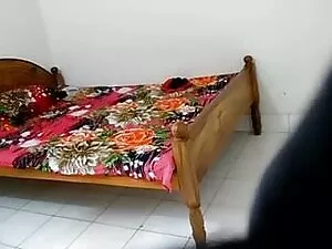 फैनी ने निर्माण श्रम ...