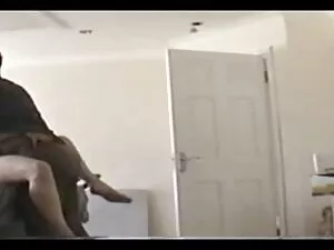 अच्छा हैंगर गैंगबैंग ...