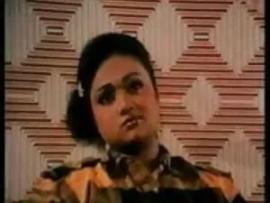 रूसी एक्स सनी लियॉन  ...