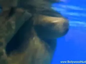 व्यंग्य बकवास मूवी क ...