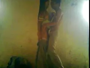 तातो मॉडल फोबे गुलाब ...