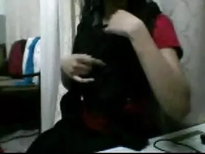 प्रिटी लोली गार्टनर  ...