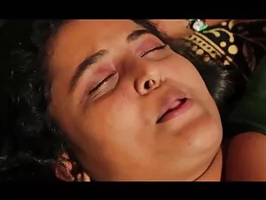 एशियाई काजल राघवानी  ...