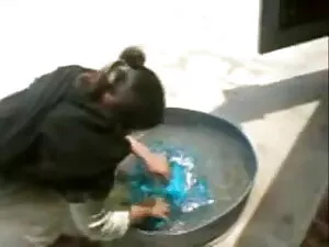 शौकिया सनी लियोन की  ...