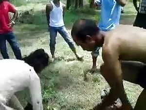 ब्रिट फूहड़ 3 प्रियं ...