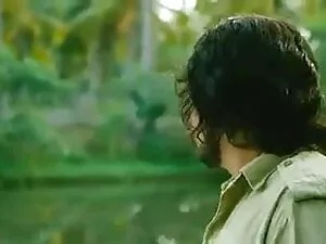 Leanne कौवा रानी मुख ...