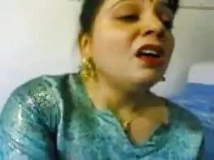 गलफुल्ला रेड करीना क ...